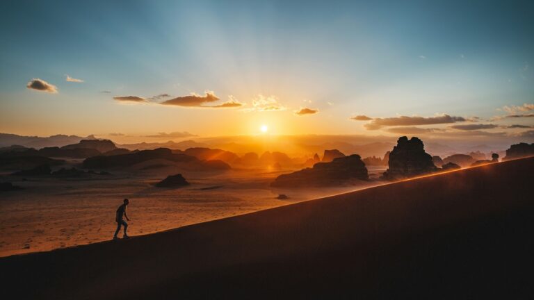 Sonnenuntergang in der Hisma Wüste